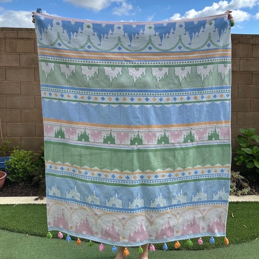 Disney Parks Fantasyland Castle Pastel Knit Throw Blanket Tassels 72x60 Cotton - Picture 2 of 9